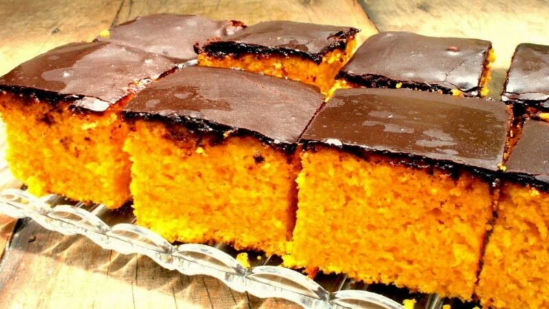 “Deliciosa Receita de Bolo de Cenoura Sem Farinha: Sabor Irresistível e Saudável!”