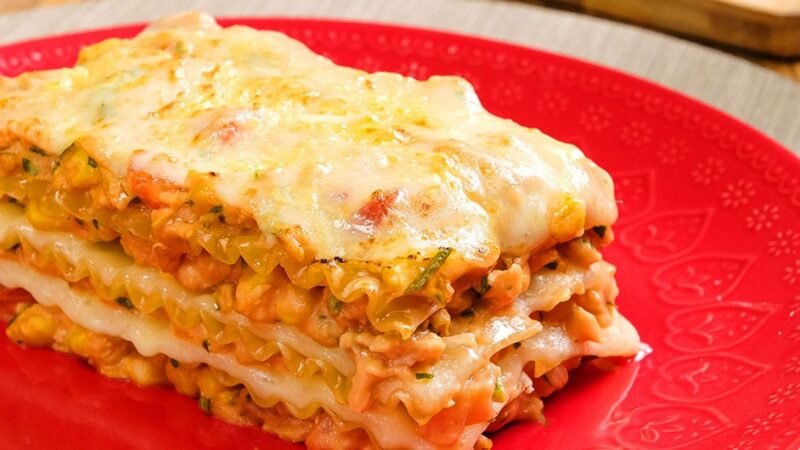 “Descubra a Irresistível Lasanha de Frango: Uma Receita Deliciosa para Surpreender na Sua Próxima Refeição!”