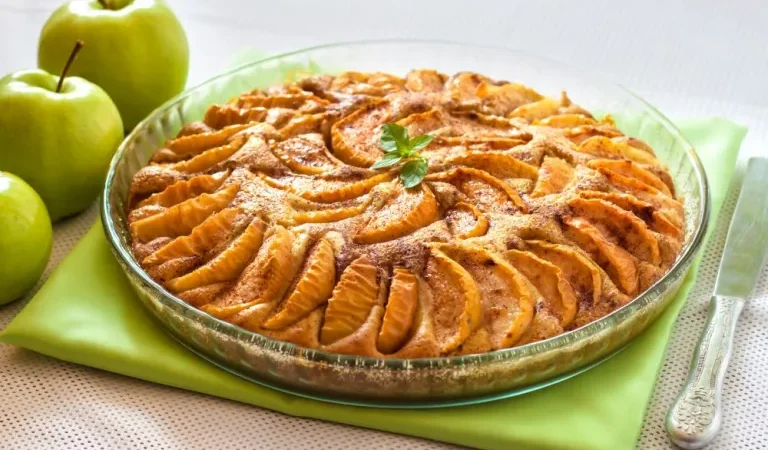 “Deliciosa Torta de Maçã com Amêndoas e Canela: A Receita Irresistível que Você Precisa Experimentar!”